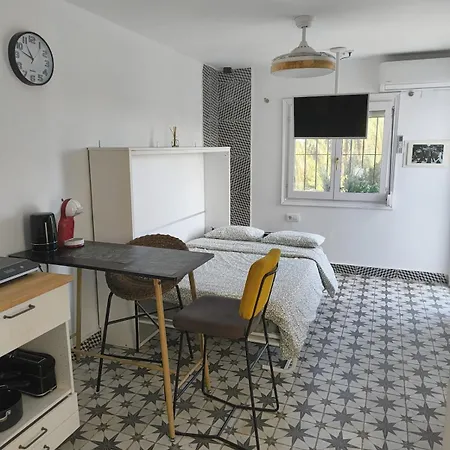 Flamingo Estudio En Дения